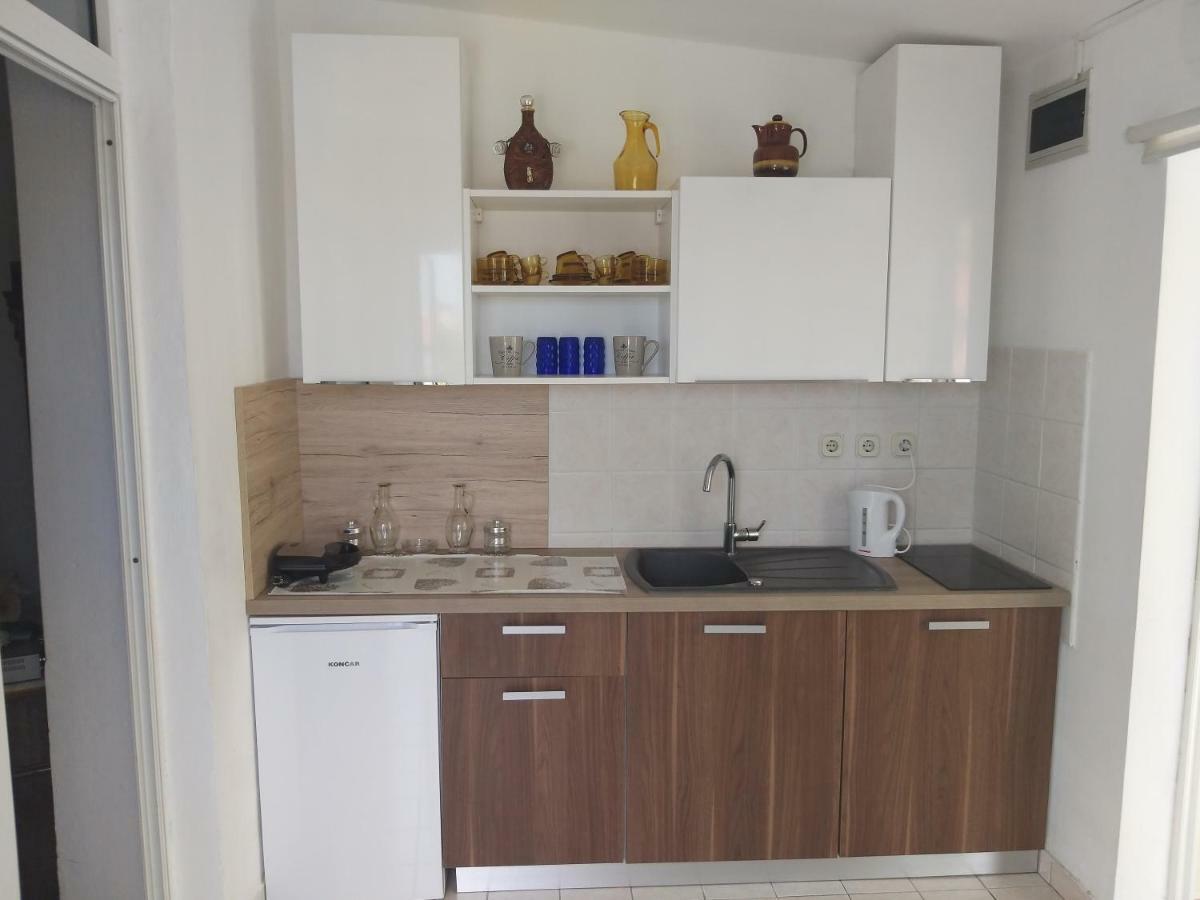 Apartment Milka Винерац Екстериор снимка