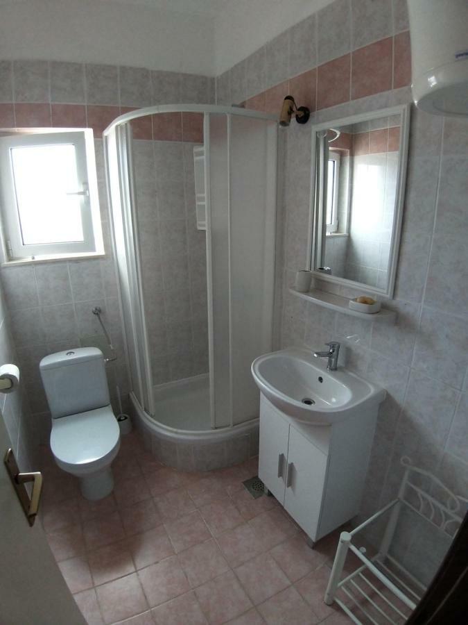 Apartment Milka Винерац Екстериор снимка